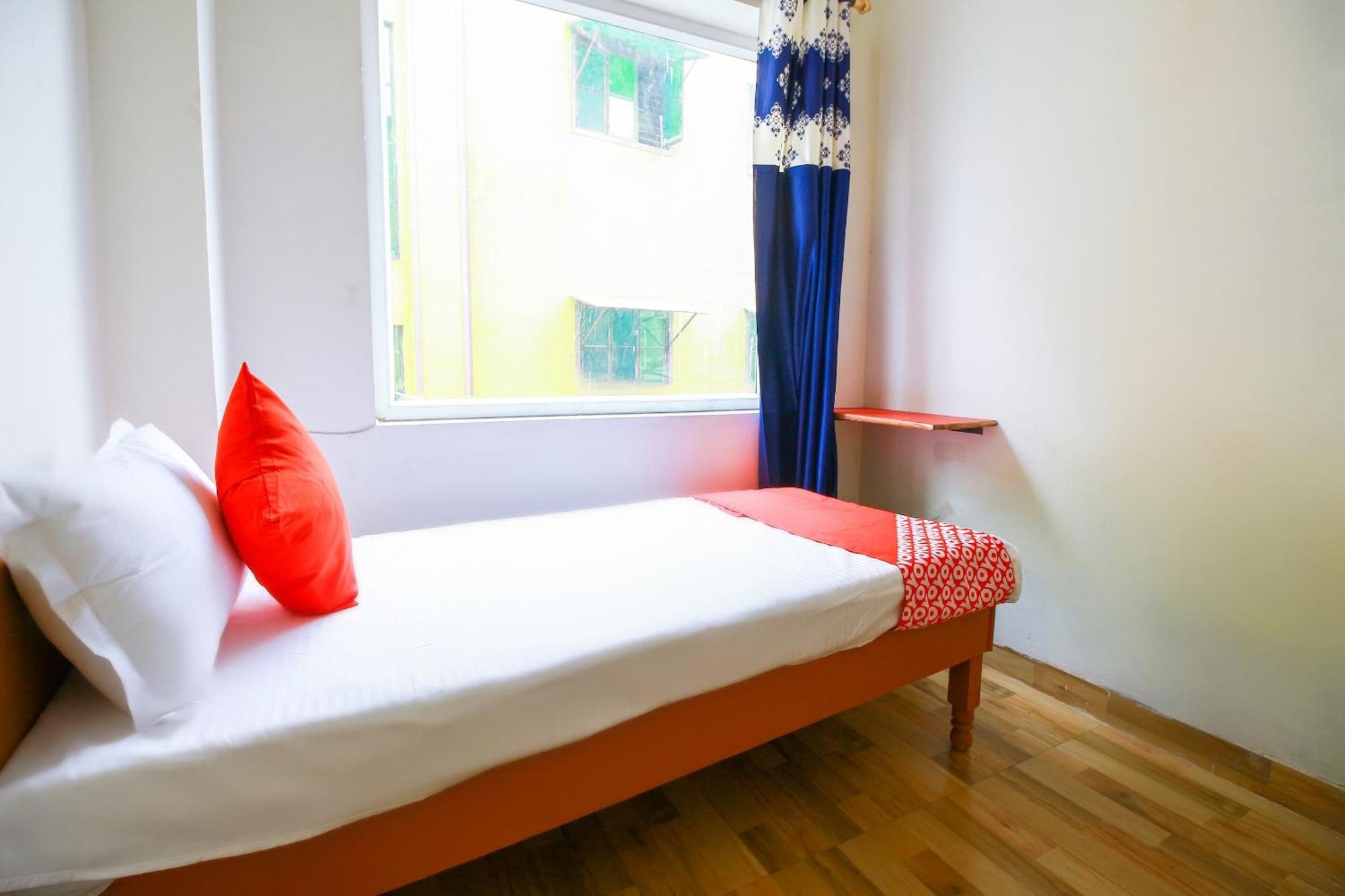 Hotel O Ansh Residency Дели Экстерьер фото