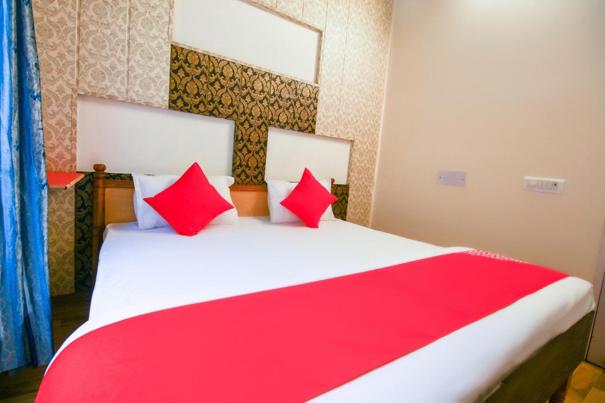 Hotel O Ansh Residency Дели Экстерьер фото